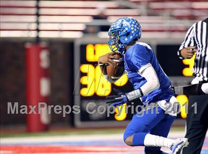 Thumbnail 1 in Tyler vs. Sherman (4A Division 1 Region 2 Quarterfinals) photogallery.