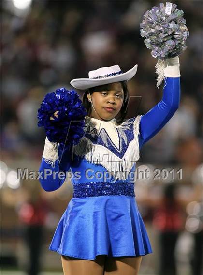 Thumbnail 3 in Tyler vs. Sherman (4A Division 1 Region 2 Quarterfinals) photogallery.