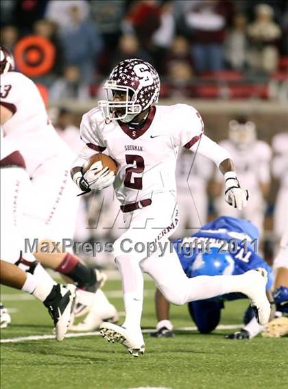 Thumbnail 3 in Tyler vs. Sherman (4A Division 1 Region 2 Quarterfinals) photogallery.
