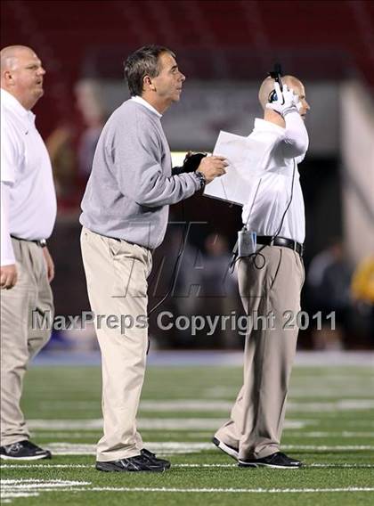 Thumbnail 2 in Tyler vs. Sherman (4A Division 1 Region 2 Quarterfinals) photogallery.