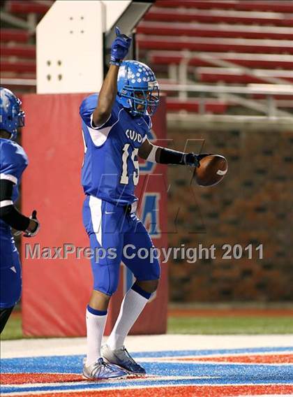 Thumbnail 1 in Tyler vs. Sherman (4A Division 1 Region 2 Quarterfinals) photogallery.
