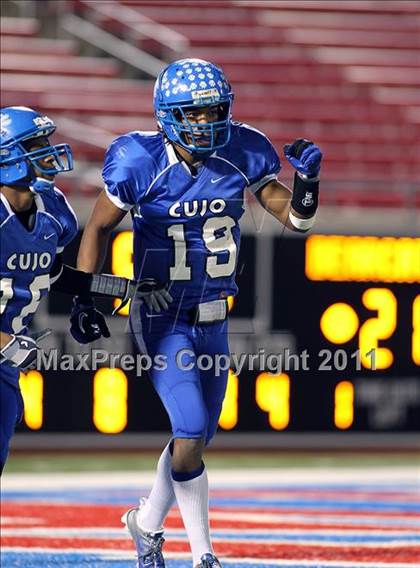 Thumbnail 2 in Tyler vs. Sherman (4A Division 1 Region 2 Quarterfinals) photogallery.
