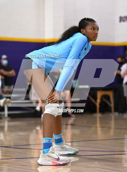 Thumbnail 2 in Mercy vs. Marymount (Durango Fall Classic) photogallery.