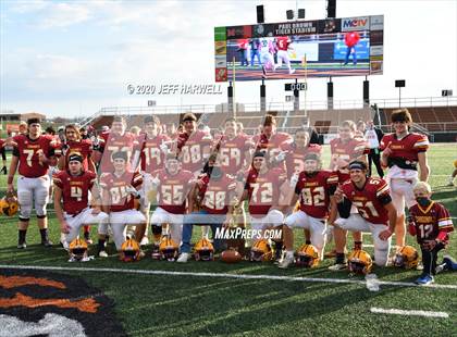 Thumbnail 2 in John F. Kennedy Catholic vs. New Bremen (OHSAA D7 Final)  photogallery.
