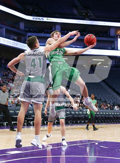 Thumbnail 1 in Dixon vs. Colfax (@ Golden 1 Center) photogallery.