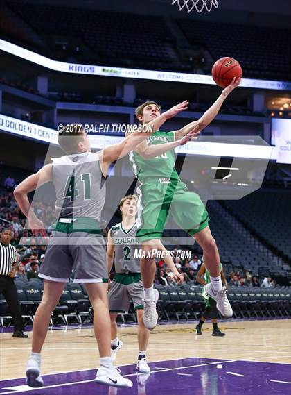Thumbnail 2 in Dixon vs. Colfax (@ Golden 1 Center) photogallery.