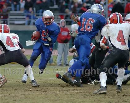 Thumbnail 1 in Glastonbury vs. Cheshire (CIAC Class LL Final) photogallery.