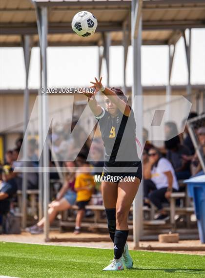 Thumbnail 1 in Valencia @ Alamogordo photogallery.