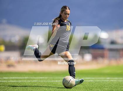 Thumbnail 1 in Valencia @ Alamogordo photogallery.