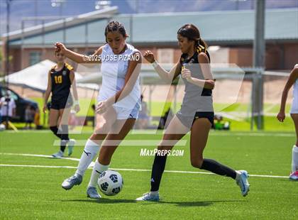 Thumbnail 2 in Valencia @ Alamogordo photogallery.
