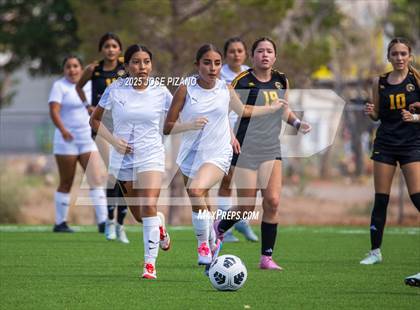 Thumbnail 1 in Valencia @ Alamogordo photogallery.