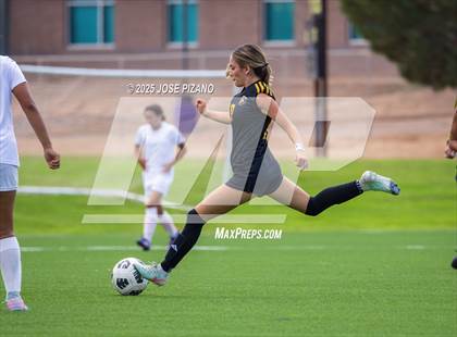 Thumbnail 1 in Valencia @ Alamogordo photogallery.