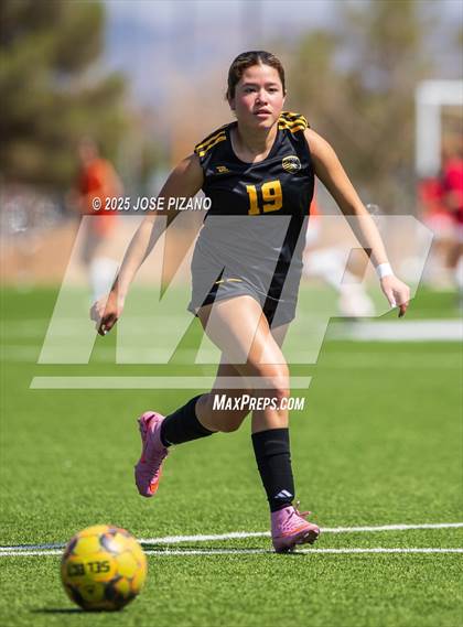 Thumbnail 2 in Valencia @ Alamogordo photogallery.