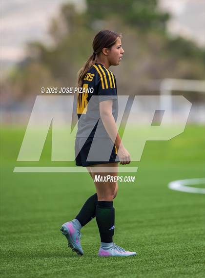 Thumbnail 3 in Valencia @ Alamogordo photogallery.