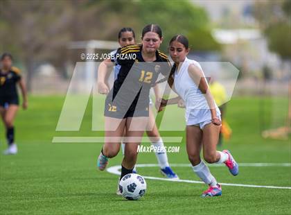 Thumbnail 2 in Valencia @ Alamogordo photogallery.
