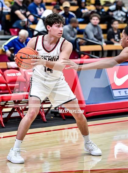 Thumbnail 1 in JSerra Catholic vs. St. Augustine (Nike Extravaganza) photogallery.