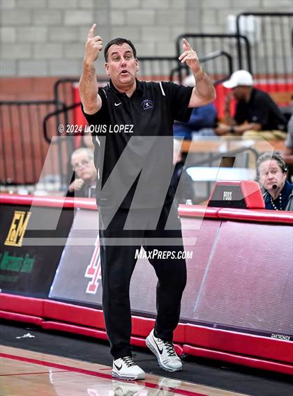 Thumbnail 3 in JSerra Catholic vs. St. Augustine (Nike Extravaganza) photogallery.