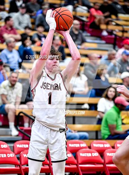 Thumbnail 3 in JSerra Catholic vs. St. Augustine (Nike Extravaganza) photogallery.