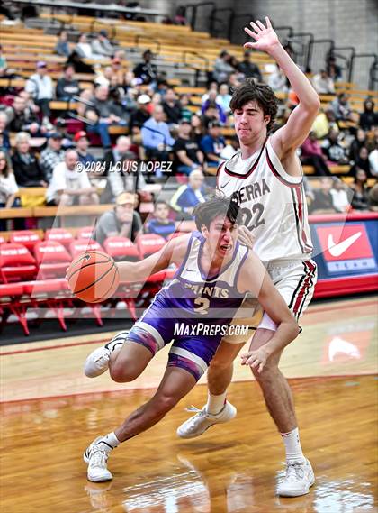 Thumbnail 1 in JSerra Catholic vs. St. Augustine (Nike Extravaganza) photogallery.