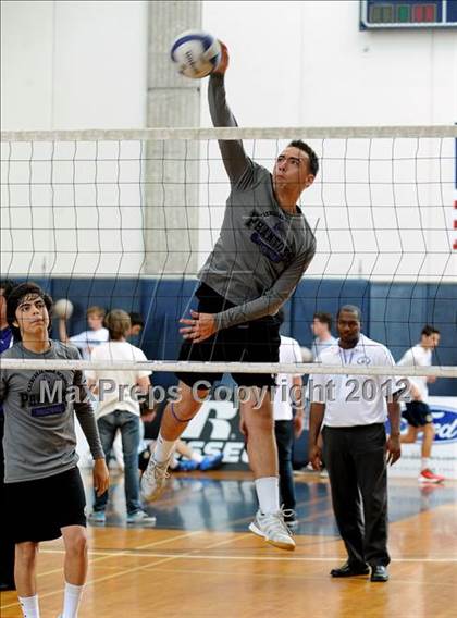 Thumbnail 3 in Cathedral vs. Santa Monica (CIF SS D4 Final) photogallery.
