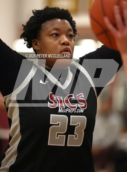 Thumbnail 2 in Newburyport vs. Springfield International Charter School (MIAA Division 3 Round of 32)  photogallery.