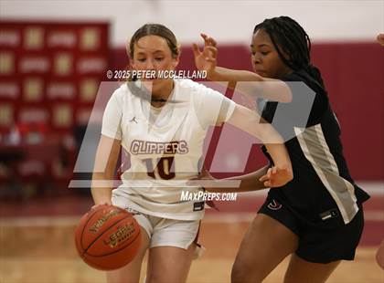 Thumbnail 1 in Newburyport vs. Springfield International Charter School (MIAA Division 3 Round of 32)  photogallery.