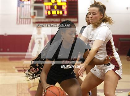Thumbnail 2 in Newburyport vs. Springfield International Charter School (MIAA Division 3 Round of 32)  photogallery.