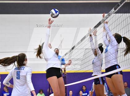 Thumbnail 1 in Marymount vs Mercy (Durango Fall Classic) photogallery.