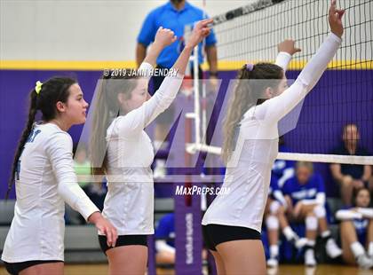 Thumbnail 1 in Marymount vs Mercy (Durango Fall Classic) photogallery.