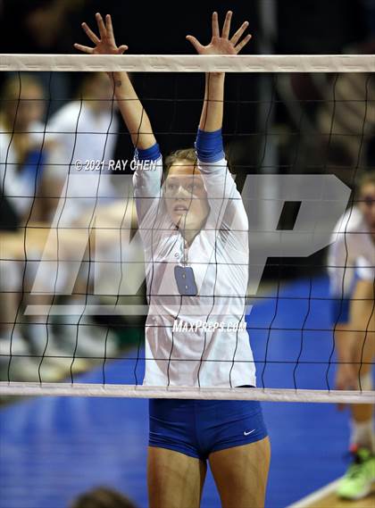 Thumbnail 2 in Broomfield vs. Pueblo West (CHSAA 5A State M7) photogallery.