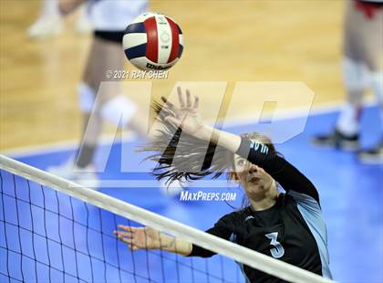 Thumbnail 3 in Broomfield vs. Pueblo West (CHSAA 5A State M7) photogallery.