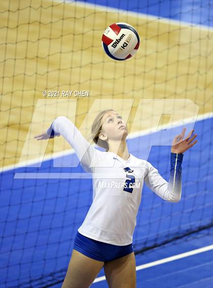 Thumbnail 2 in Broomfield vs. Pueblo West (CHSAA 5A State M7) photogallery.