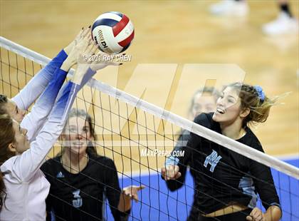 Thumbnail 2 in Broomfield vs. Pueblo West (CHSAA 5A State M7) photogallery.