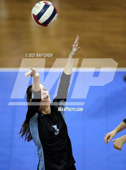 Thumbnail 1 in Broomfield vs. Pueblo West (CHSAA 5A State M7) photogallery.