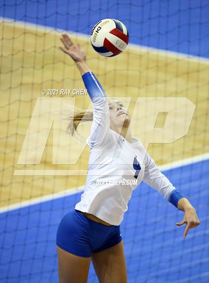 Thumbnail 3 in Broomfield vs. Pueblo West (CHSAA 5A State M7) photogallery.