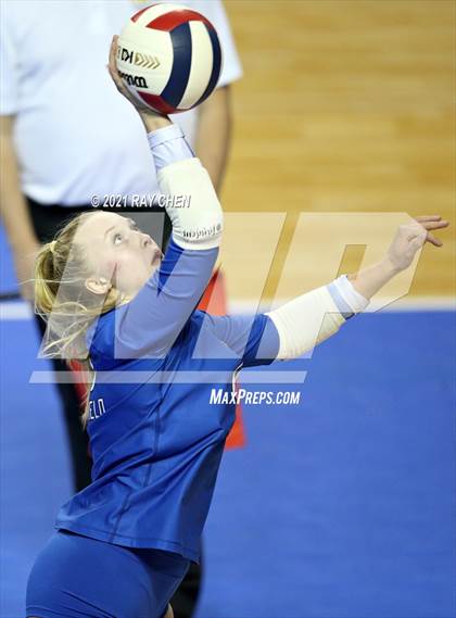 Thumbnail 2 in Broomfield vs. Pueblo West (CHSAA 5A State M7) photogallery.