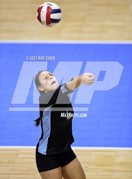 Thumbnail 2 in Broomfield vs. Pueblo West (CHSAA 5A State M7) photogallery.