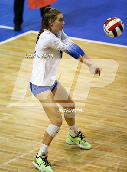 Thumbnail 3 in Broomfield vs. Pueblo West (CHSAA 5A State M7) photogallery.