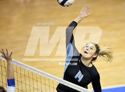 Thumbnail 2 in Broomfield vs. Pueblo West (CHSAA 5A State M7) photogallery.