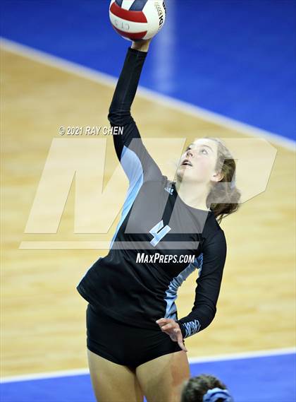 Thumbnail 3 in Broomfield vs. Pueblo West (CHSAA 5A State M7) photogallery.