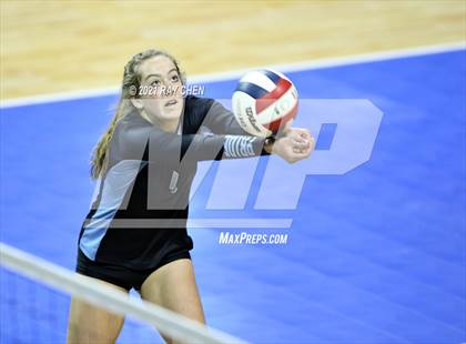 Thumbnail 3 in Broomfield vs. Pueblo West (CHSAA 5A State M7) photogallery.