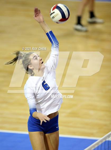 Thumbnail 3 in Broomfield vs. Pueblo West (CHSAA 5A State M7) photogallery.