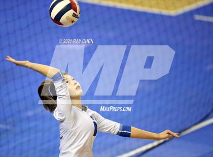 Thumbnail 3 in Broomfield vs. Pueblo West (CHSAA 5A State M7) photogallery.