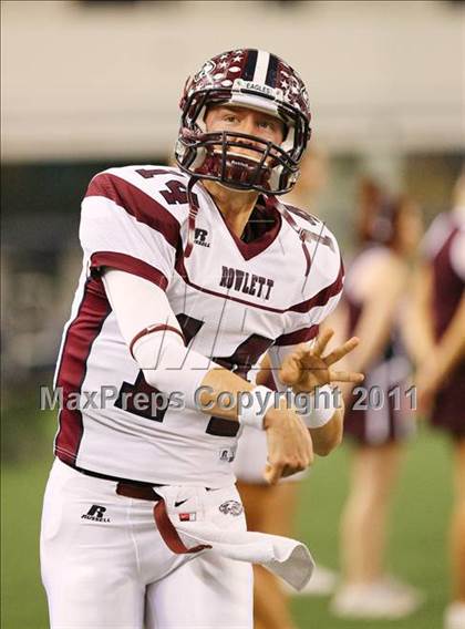 Thumbnail 1 in Rowlett vs. Copperas Cove (5A Division ll Regional Playoff ) photogallery.