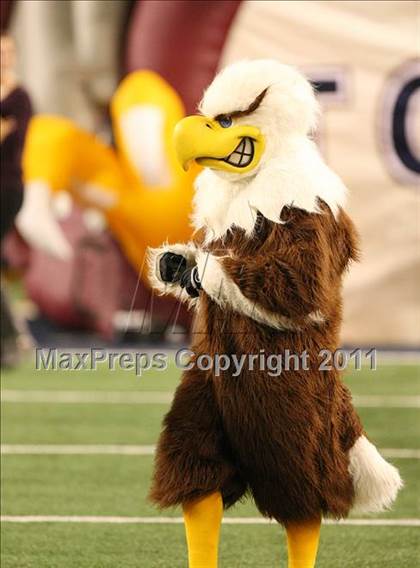 Thumbnail 2 in Rowlett vs. Copperas Cove (5A Division ll Regional Playoff ) photogallery.