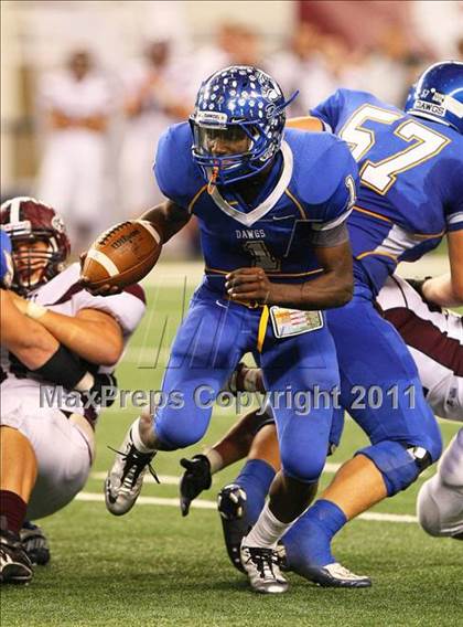 Thumbnail 2 in Rowlett vs. Copperas Cove (5A Division ll Regional Playoff ) photogallery.