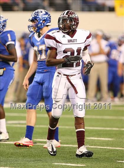 Thumbnail 2 in Rowlett vs. Copperas Cove (5A Division ll Regional Playoff ) photogallery.