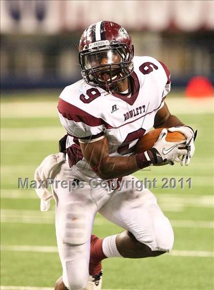Thumbnail 3 in Rowlett vs. Copperas Cove (5A Division ll Regional Playoff ) photogallery.