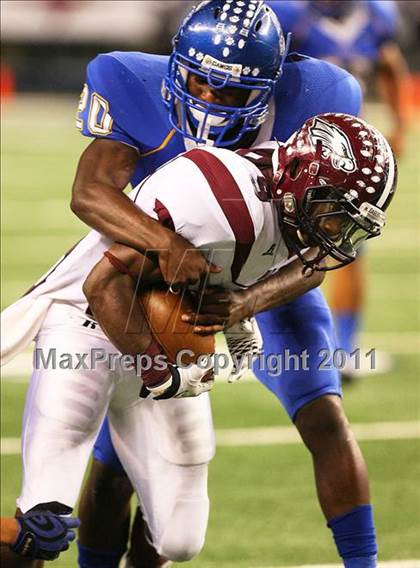 Thumbnail 3 in Rowlett vs. Copperas Cove (5A Division ll Regional Playoff ) photogallery.