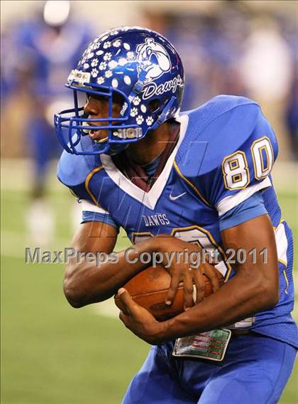 Thumbnail 1 in Rowlett vs. Copperas Cove (5A Division ll Regional Playoff ) photogallery.